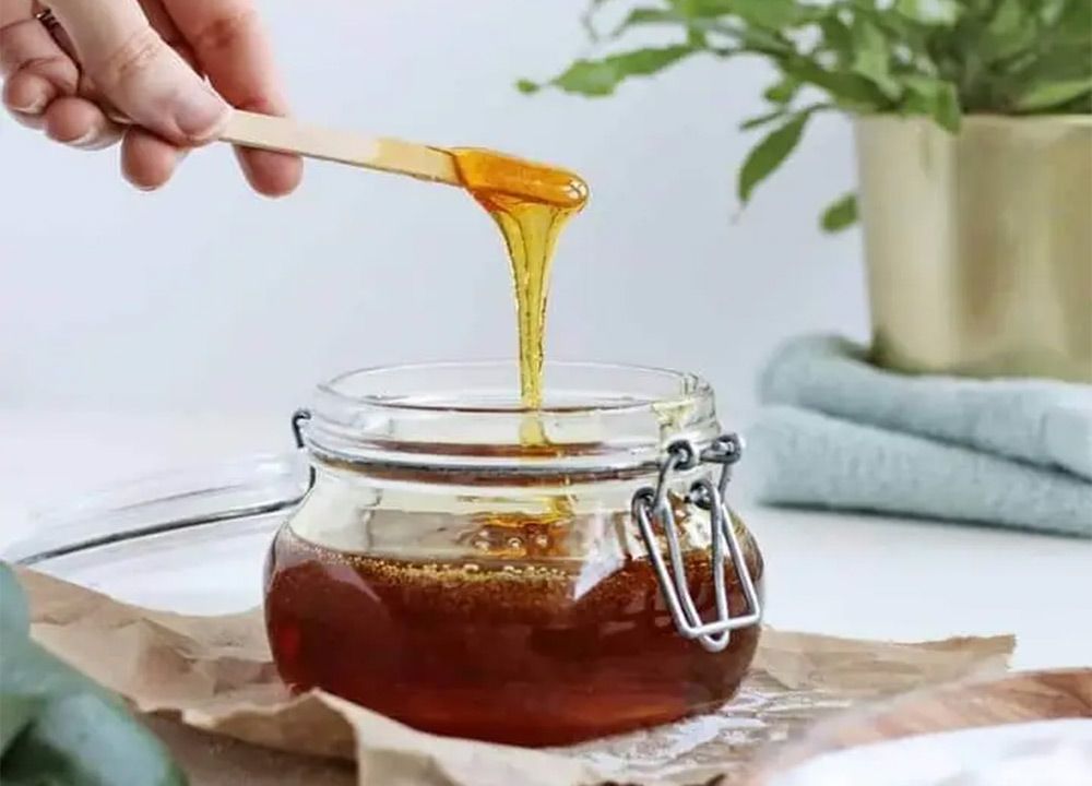Sugaring Techniques for Beginners and Professionals